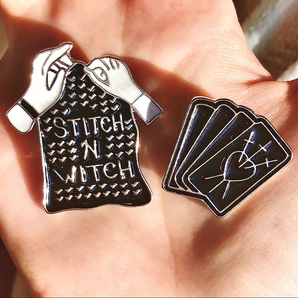 Urban Outfitters Accessories - 🖤 2-in-1 Witchy Enamel Pin Set
